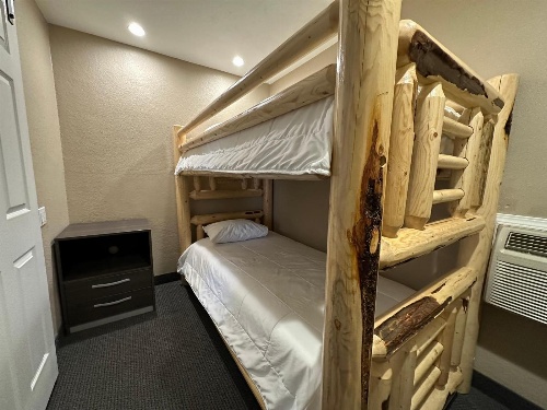 Black Jack Inn image 2